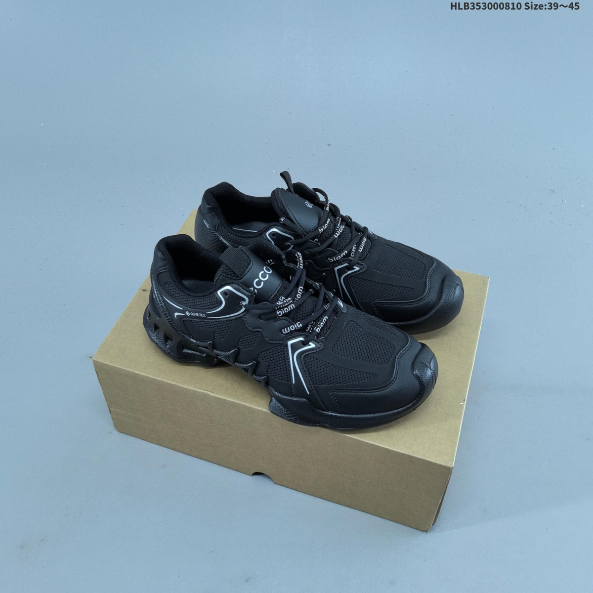 ECCO Casual Sneakers in Black HLB353000810 - product image from the listing.
