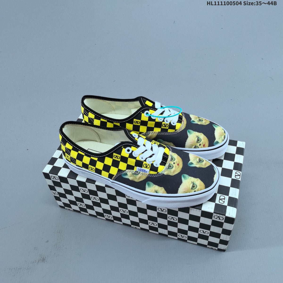 Vans Premium Old Skool 36 Patterned Low-Cut Sneakers - product image from the listing.