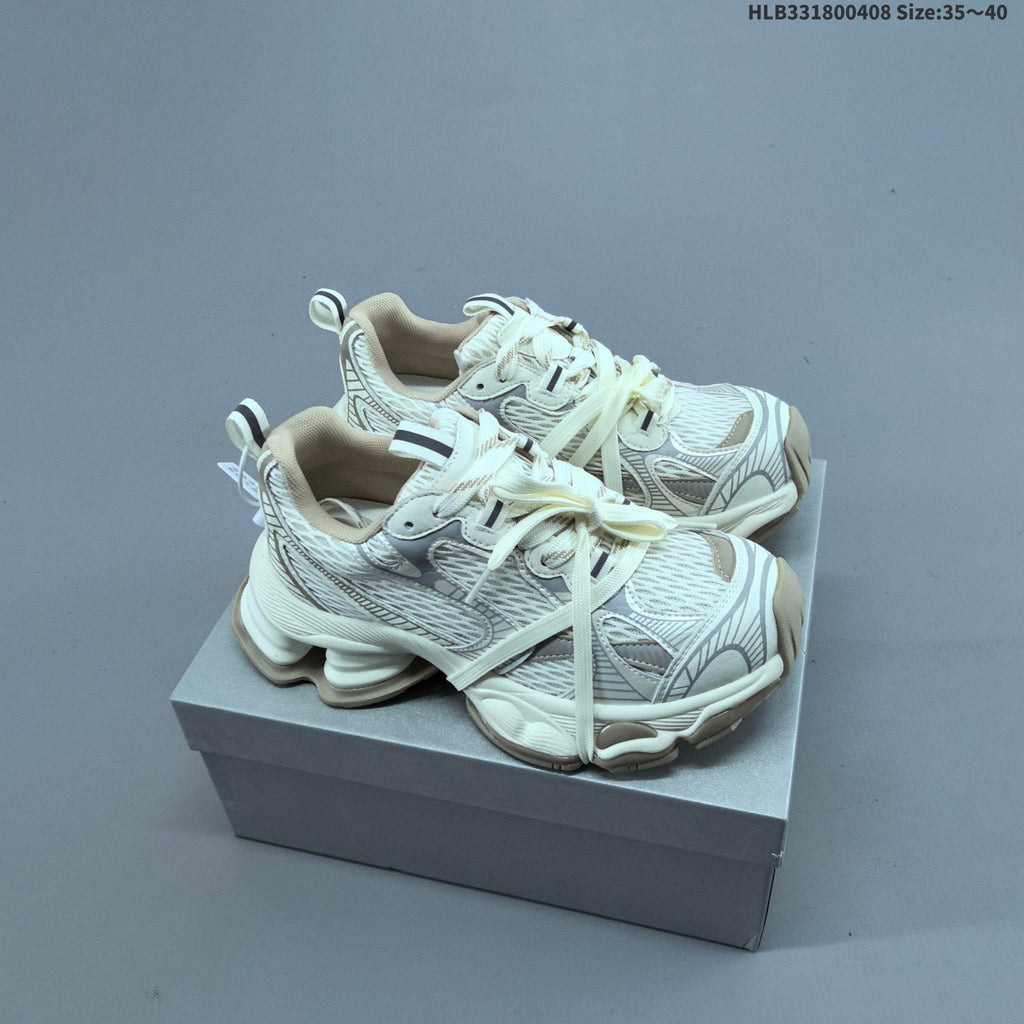 GG-CC G25X8557B Chunky Lace-Up Trainers - product image from the listing.