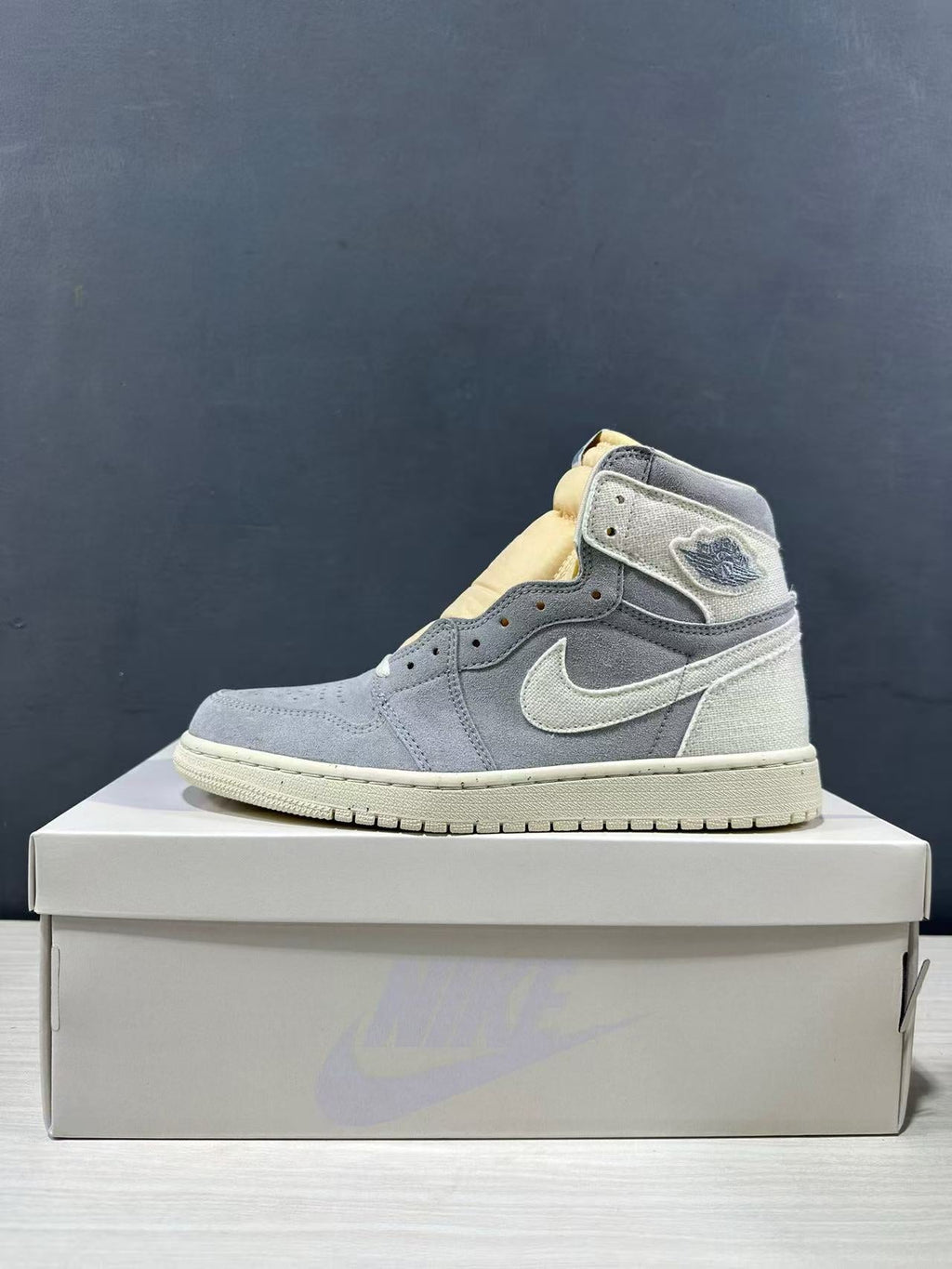 Air Jordan 1 High Sneakers Grey FD8636-011 - product image from the listing.