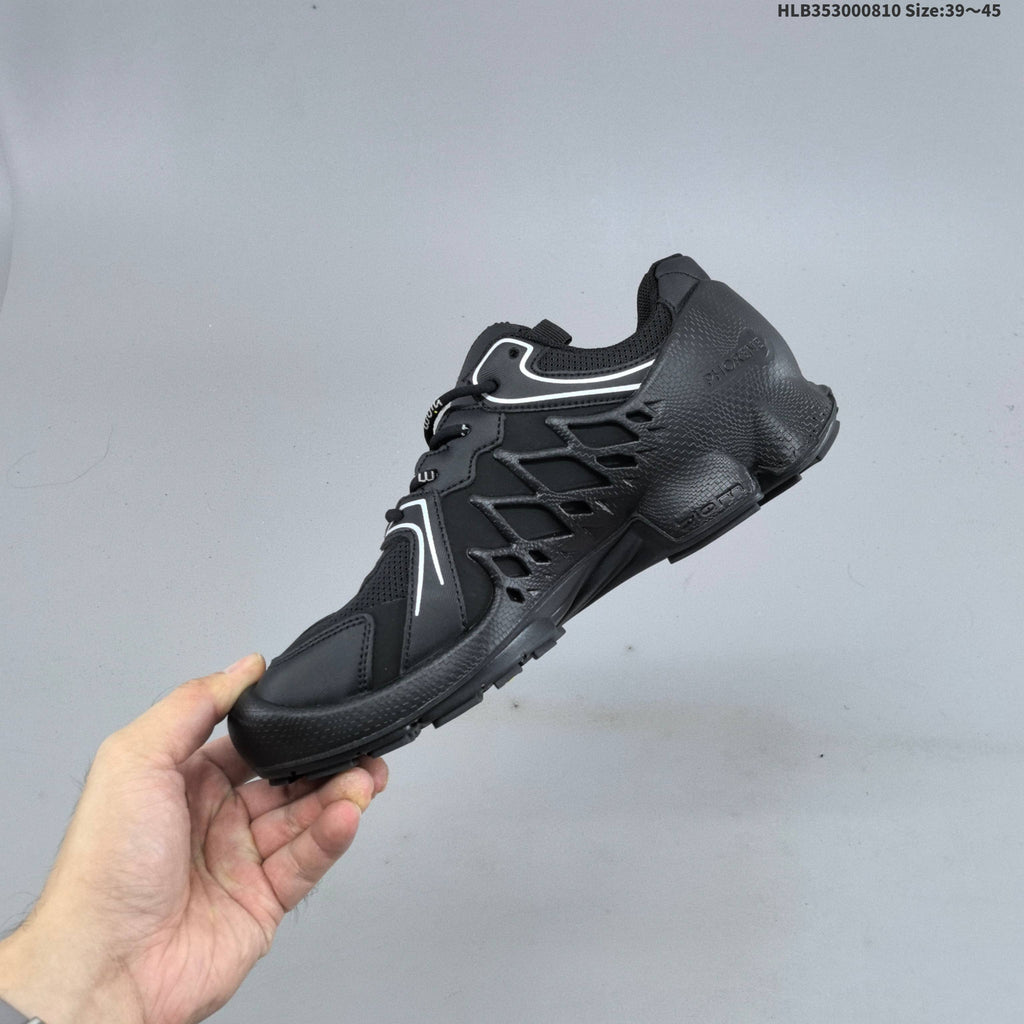 ECCO Casual Sneakers in Black HLB353000810 - product image from the listing.