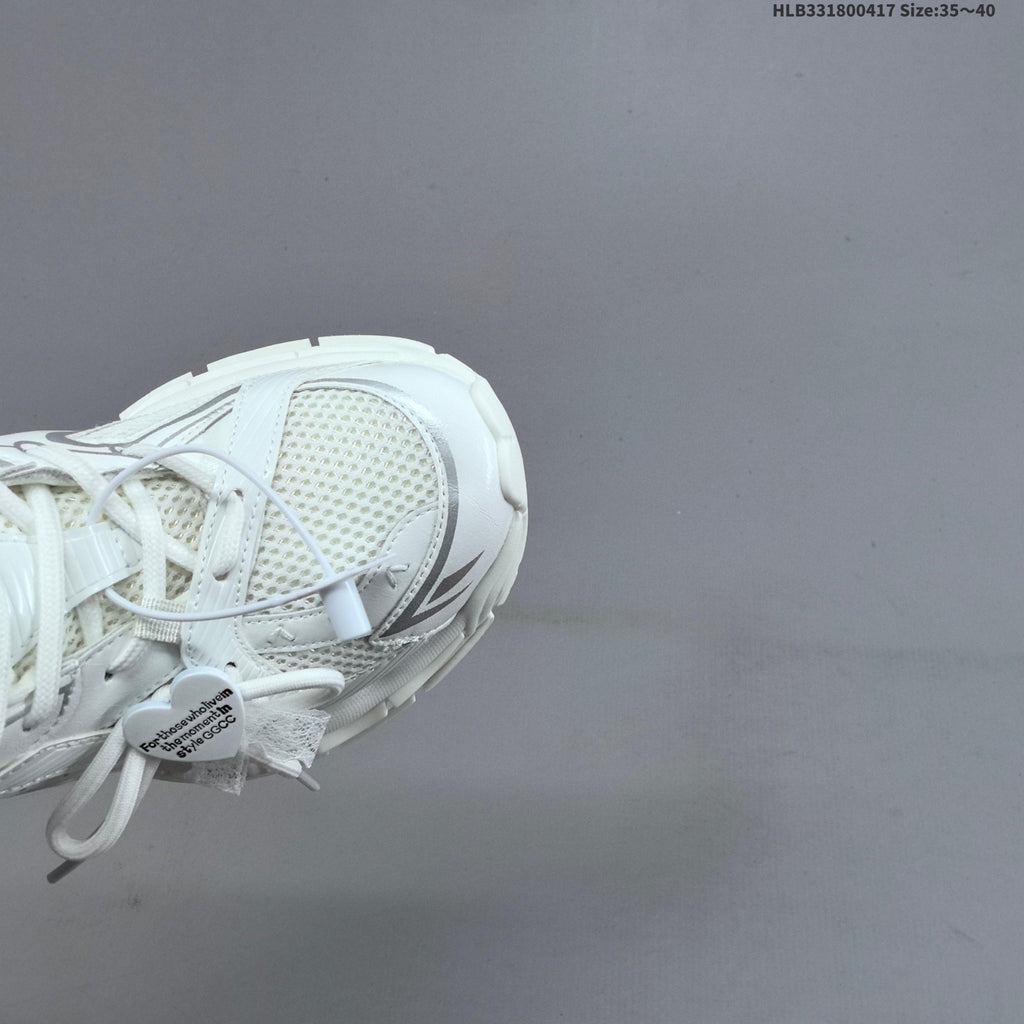 White GG-CC Chunky Low Sneakers - product image from the listing.
