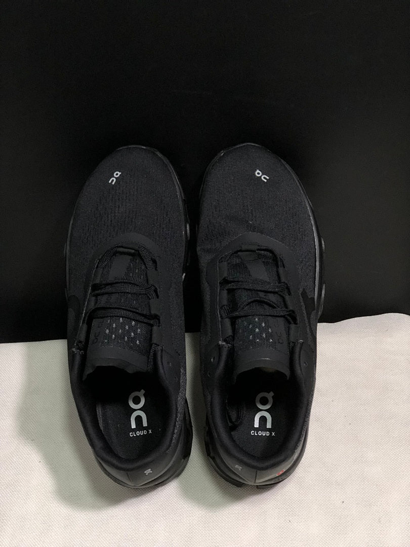 On Cloud X Running Shoes in Black Silver - product image from the listing.