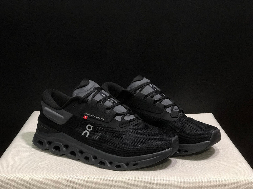 On Cloudstratus 3 Running Shoes in Black - product image from the listing.