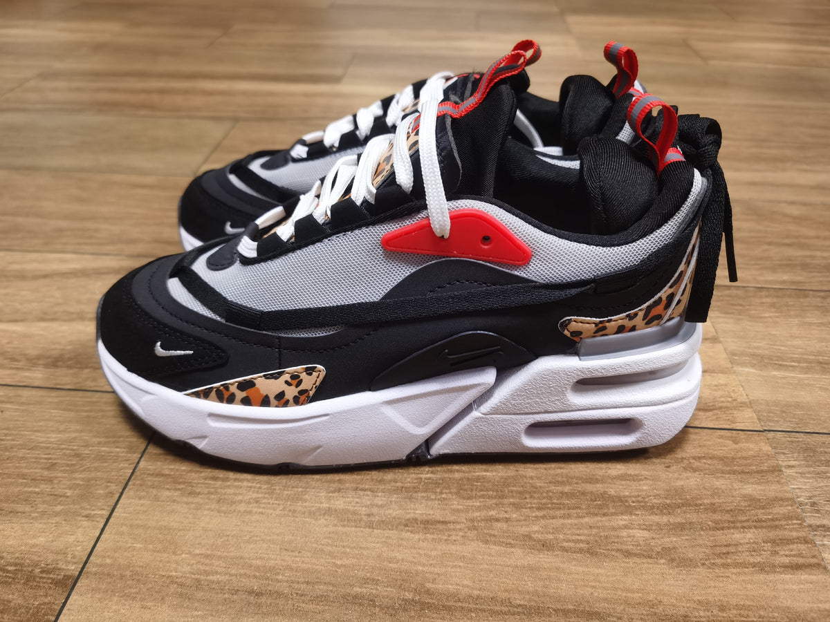 React Sneakers Black White Leopard - Nike Air Max 270 - product image from the listing.