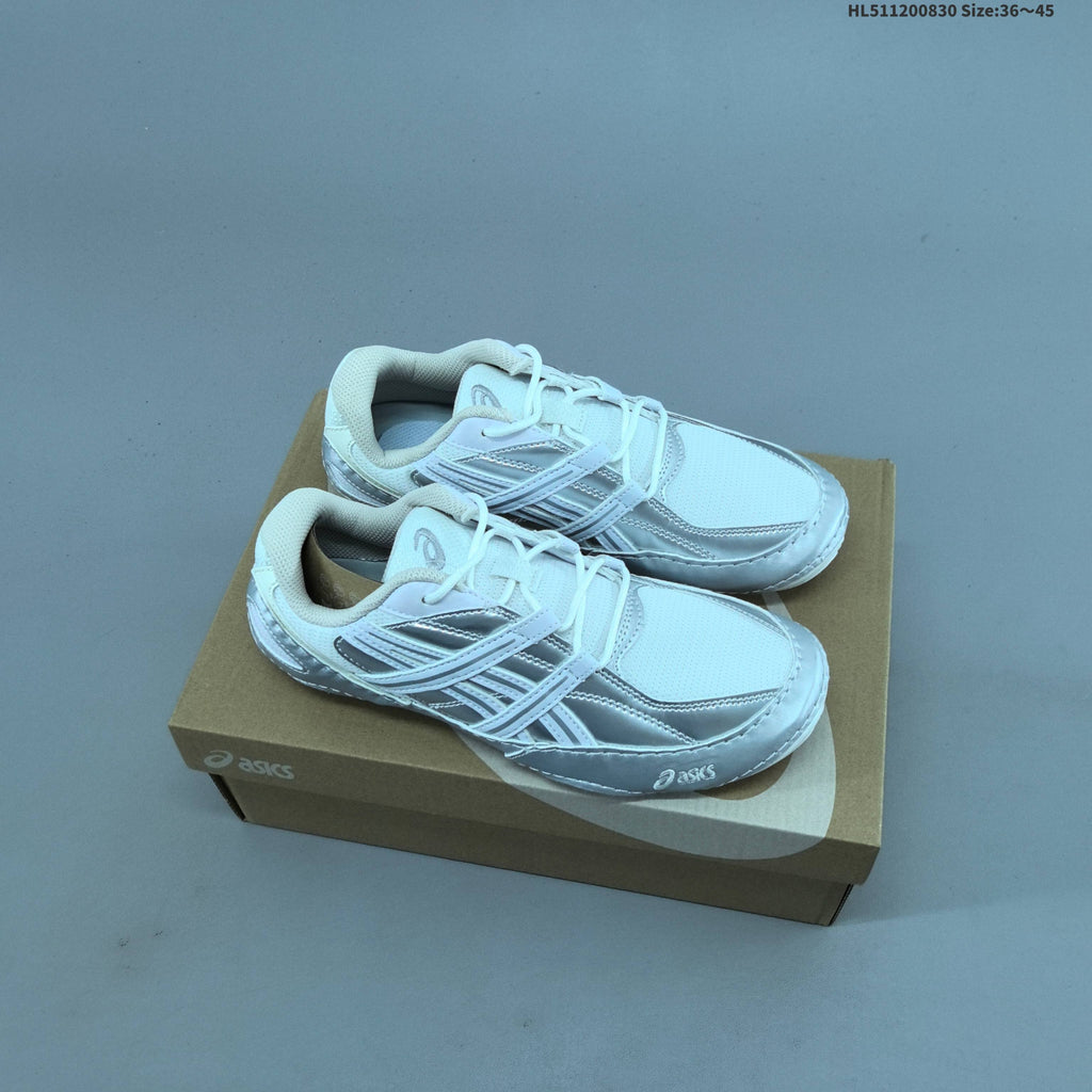 ASICS Hypersync Low-Profile Lace-Up Trainers - product image from the listing.