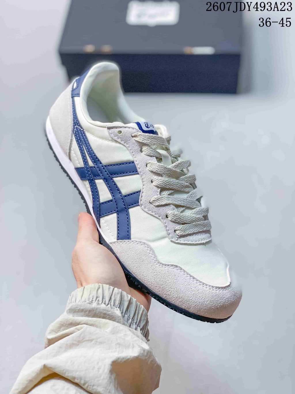 Onitsuka Tiger Serrano Unisex Trainers Style 2607JDY493A23 - product image from the listing.