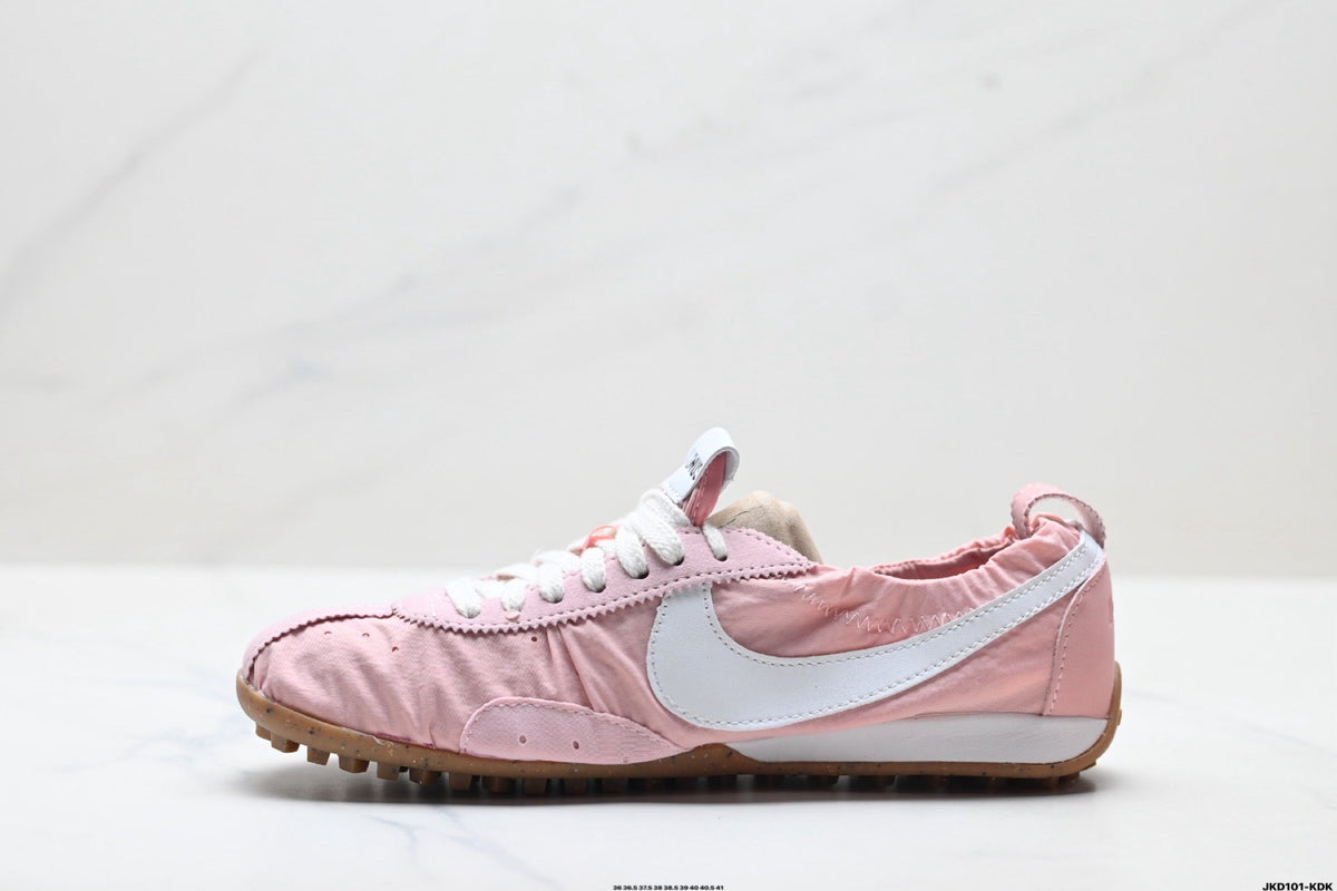 Nike x Jacquemus JF1 Low-Top Sneakers in Pink - product image from the listing.