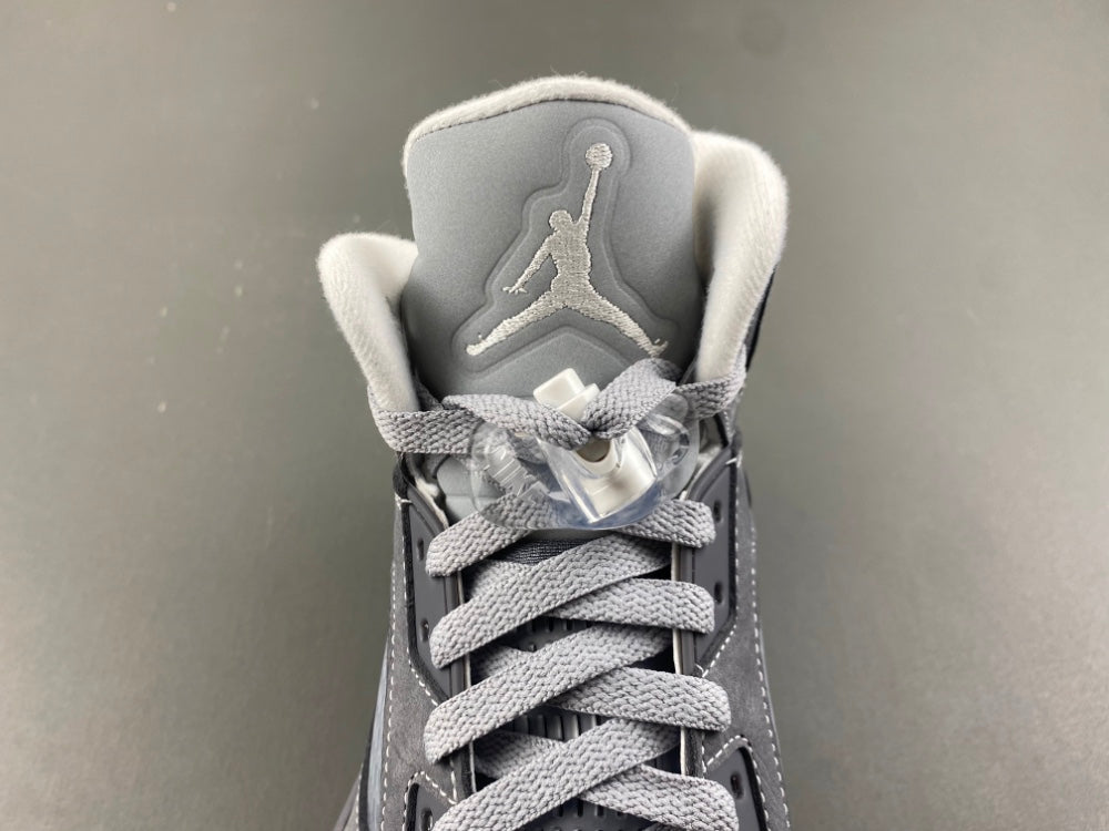 Air Jordan 5 Wolf Grey Sneakers HJ6779-001 - product image from the listing.