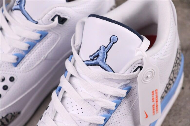 Air Jordan 3 True Blue Sneakers White Blue - product image from the listing.