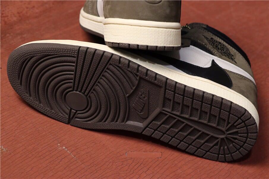 TS SP Sneakers, Brown and White, - Air Jordan 1 High OG CD4487-100 - product image from the listing.