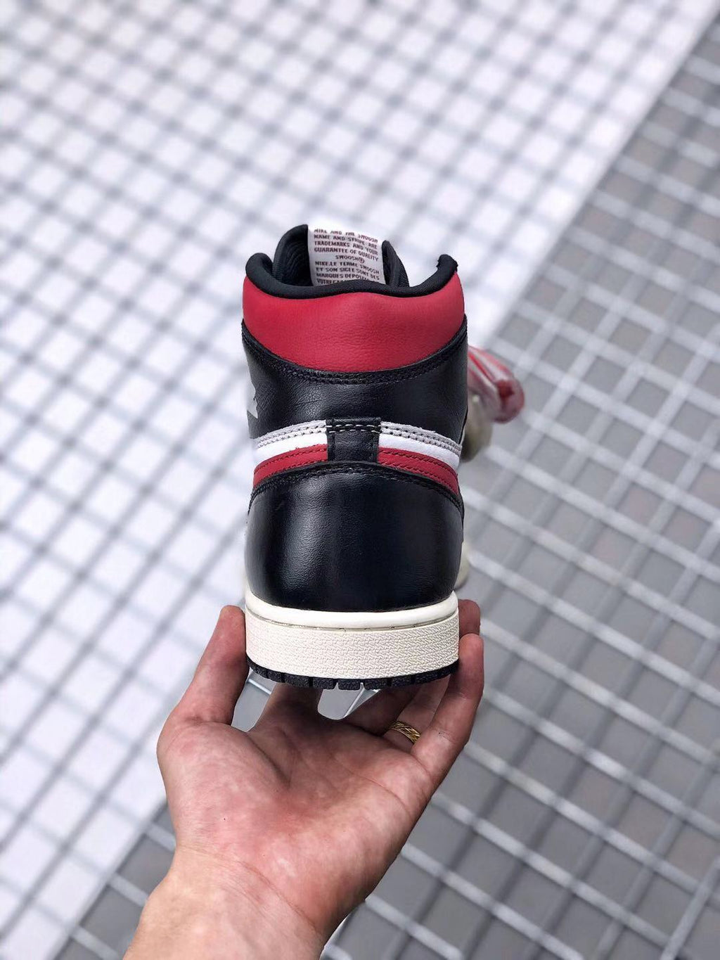 Air Jordan 1 Retro High OG Gym Sneakers in Red - product image from the listing.