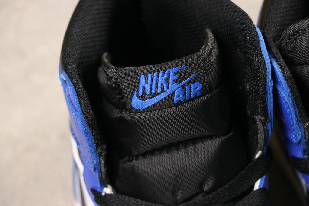 Air Jordan 1 High Game Royal Sneakers 555088-403 - product image from the listing.