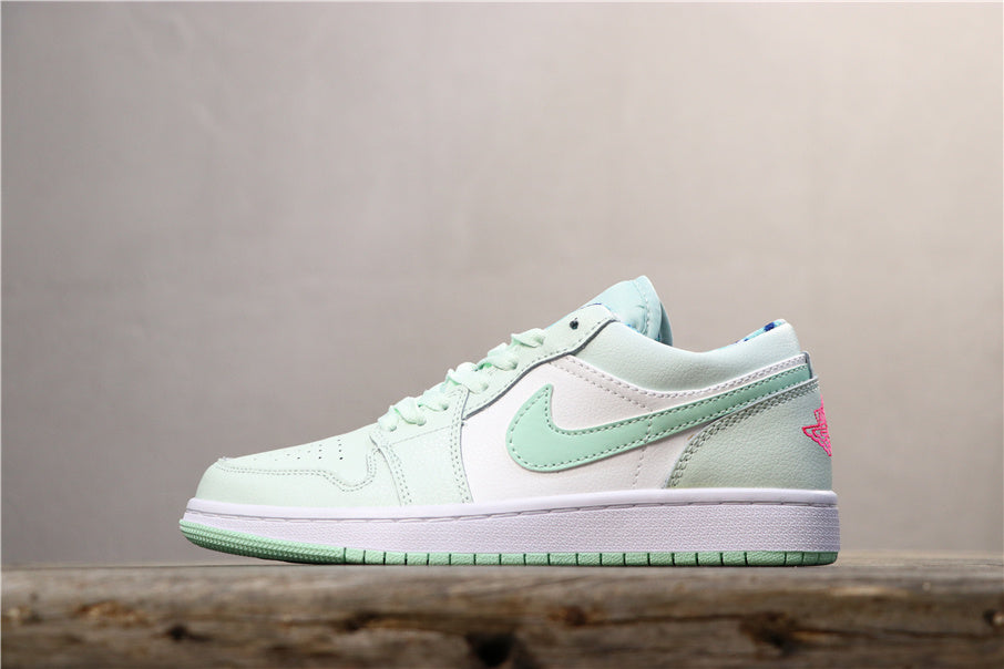 Nike Low-Top Sneakers in Pastel Green and Pink 554723-051 - product image from the listing.