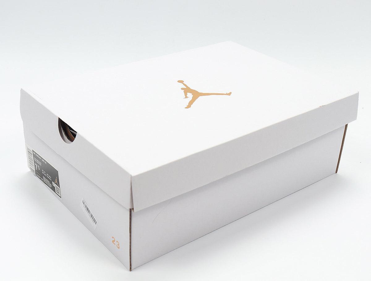 Nike Air Jordan 1 Mid SE Sneakers in Grey Purple CW5897-005 - product image from the listing.