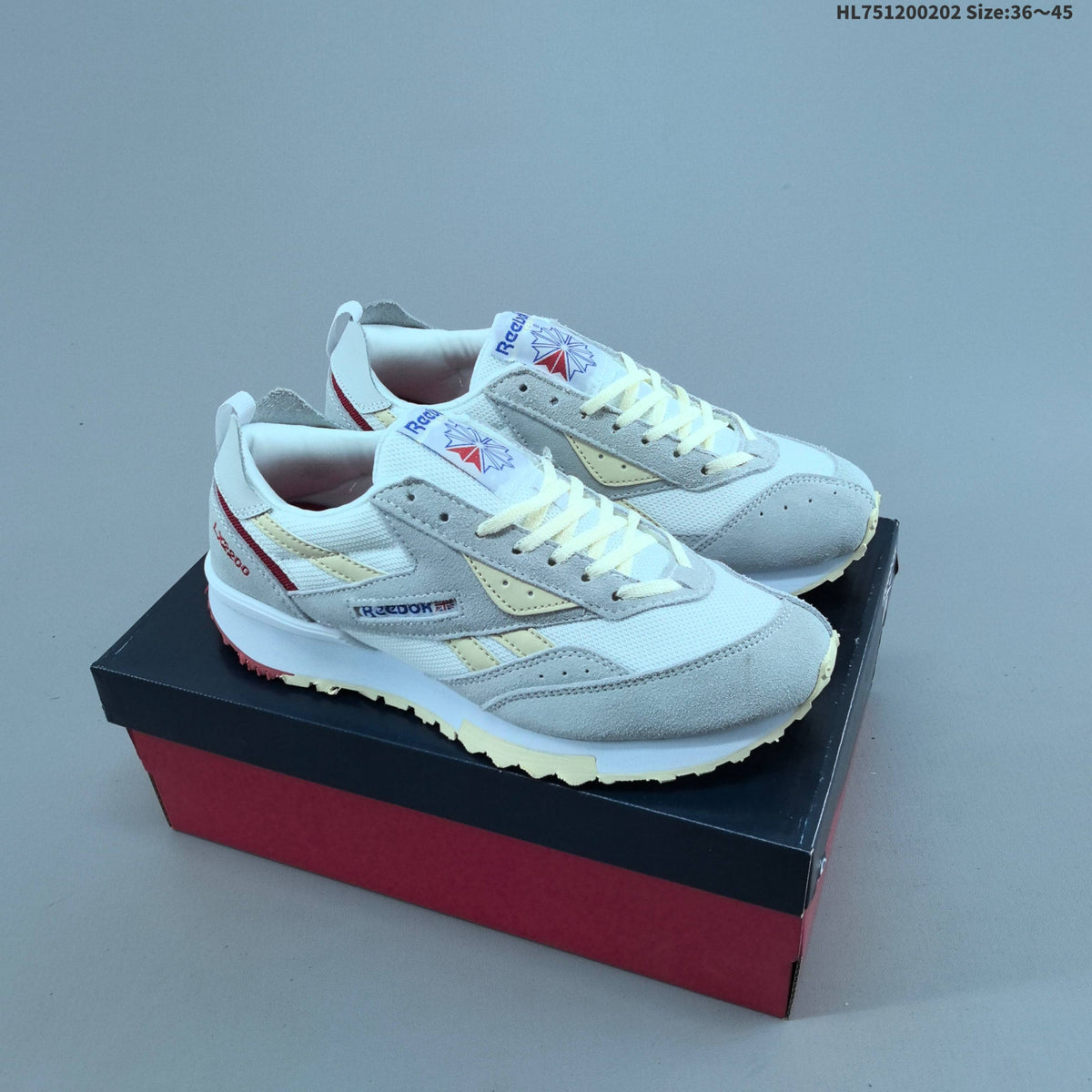 Reebok LX2200 Retro Sneakers for Running - product image from the listing.
