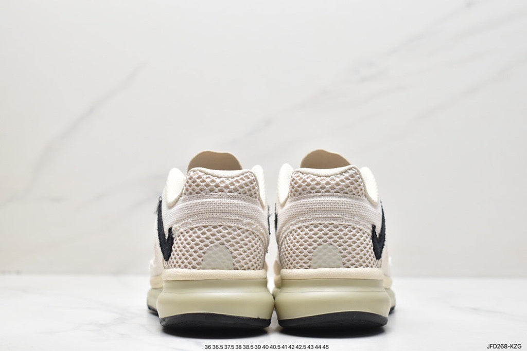 Nike Air Max 270 Sneakers in Beige JFD268-KZG - product image from the listing.