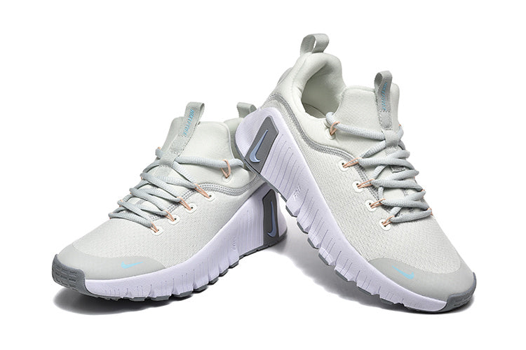 Nike Free Metcon 5 Gray Training Trainers - product image from the listing.