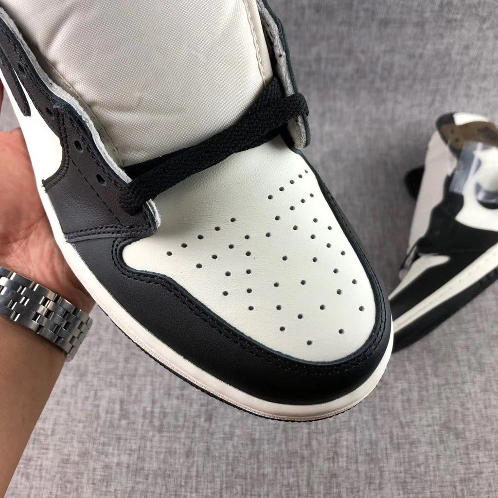 Air Jordan 1 High OG Dark Mocha Sneakers - product image from the listing.