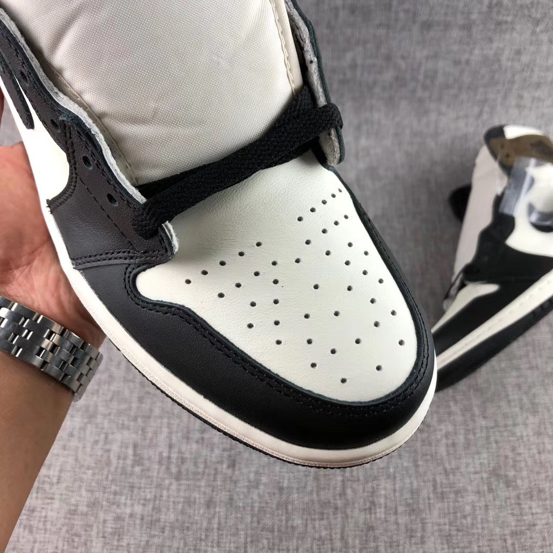 Air Jordan 1 High OG Dark Mocha Sneakers - product image from the listing.
