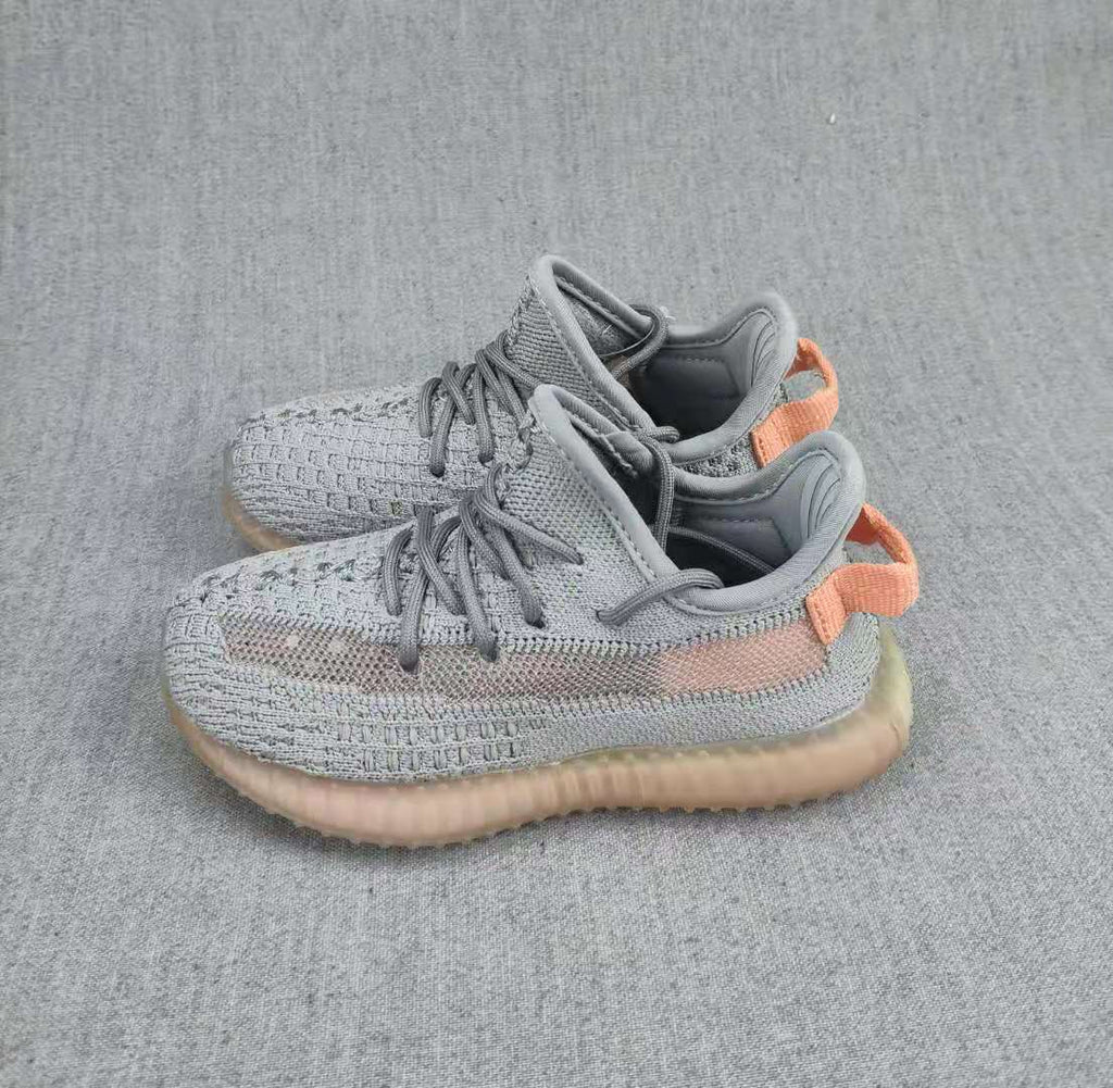 Yeezy 350 V2 Kids Sneakers in Grey and Coral - product image from the listing.