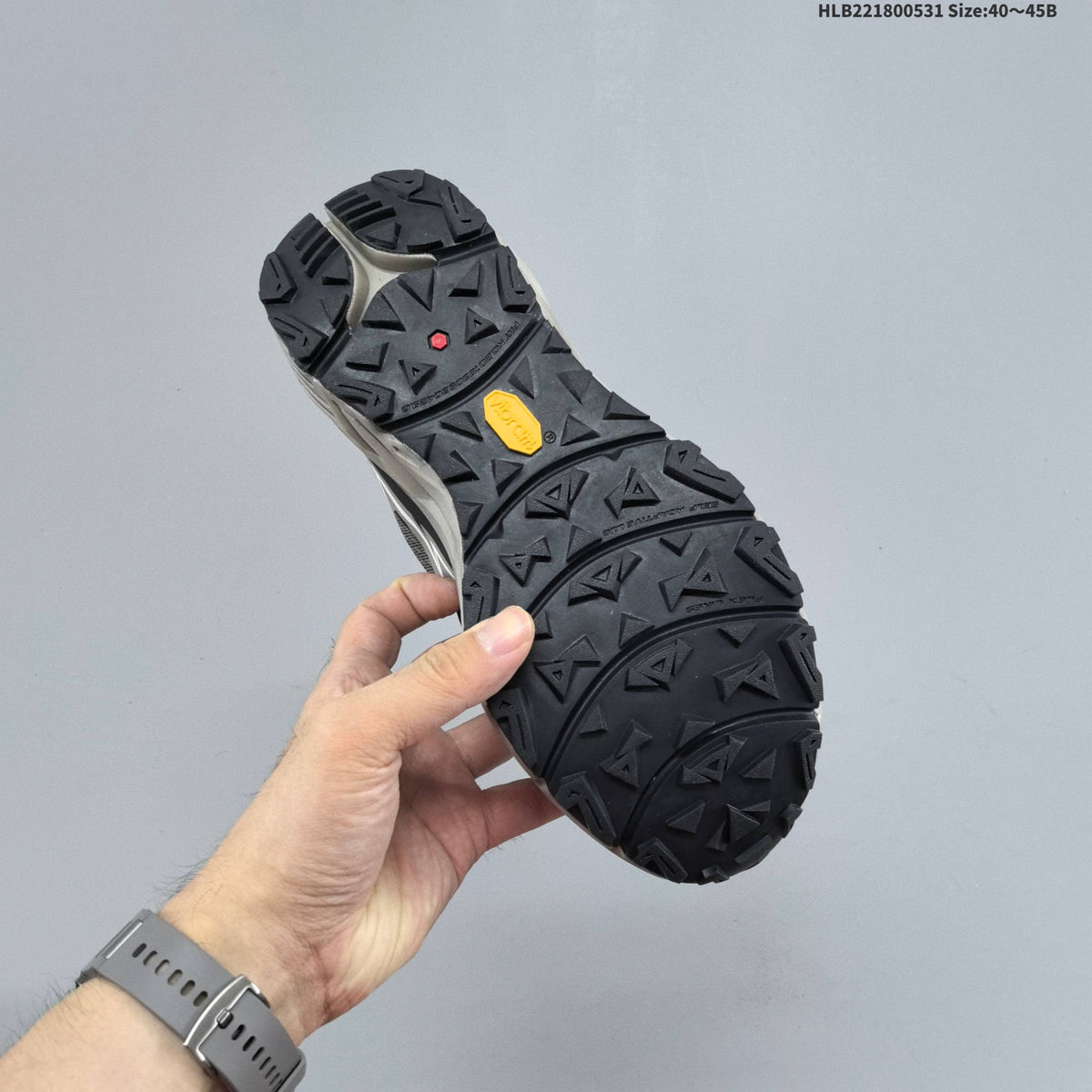 KAILAS C4 Low-Top Trail Running Shoes, in Gray and Black - product image from the listing.