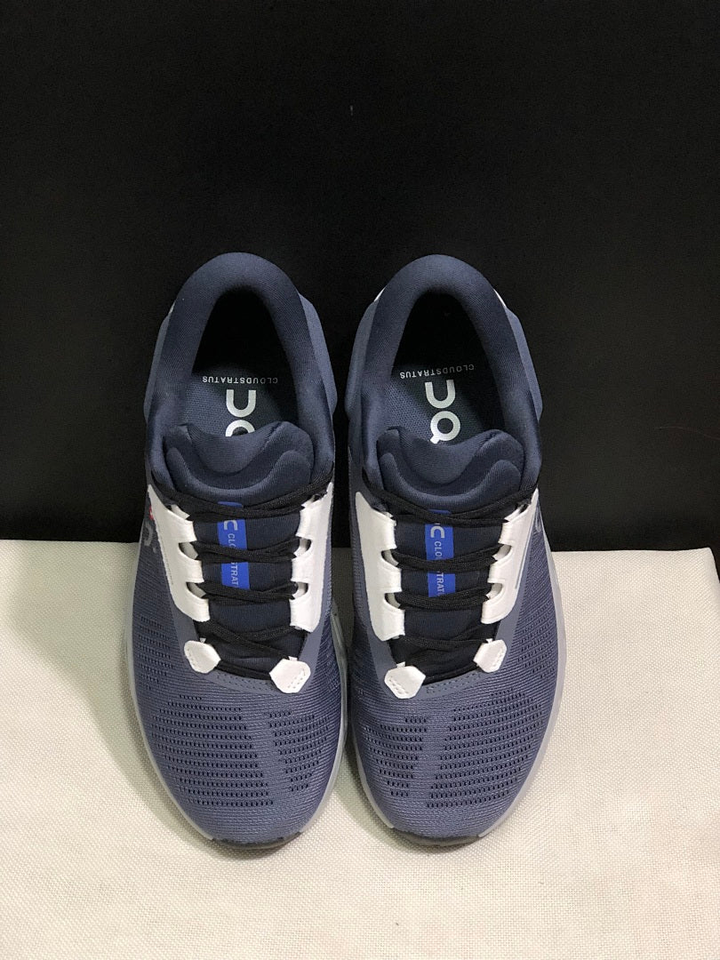 Navy Blue On Cloudstratus 3 Running Shoes - product image from the listing.