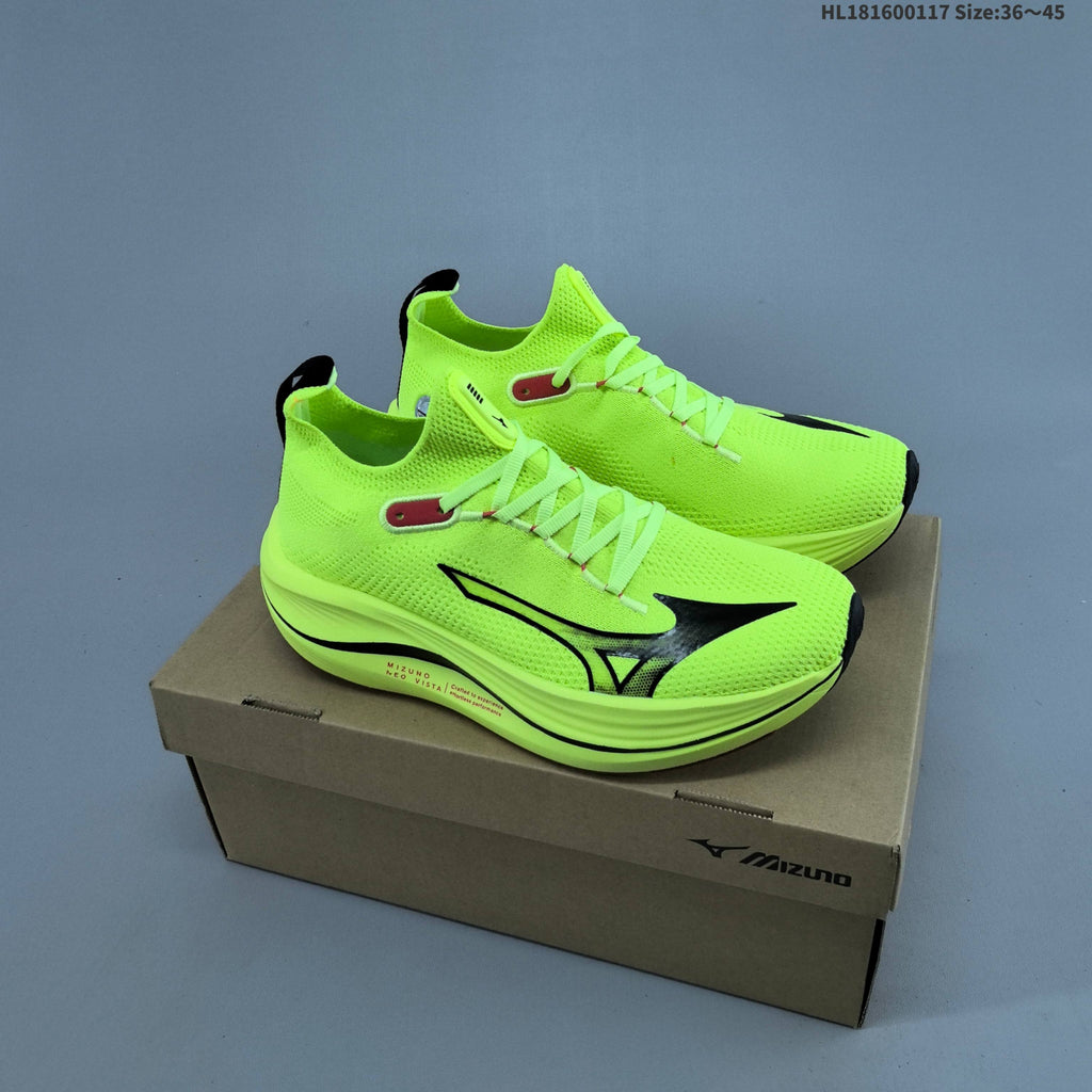 HL181600117 - Mizuno Neo Vista Running Shoes - product image from the listing.