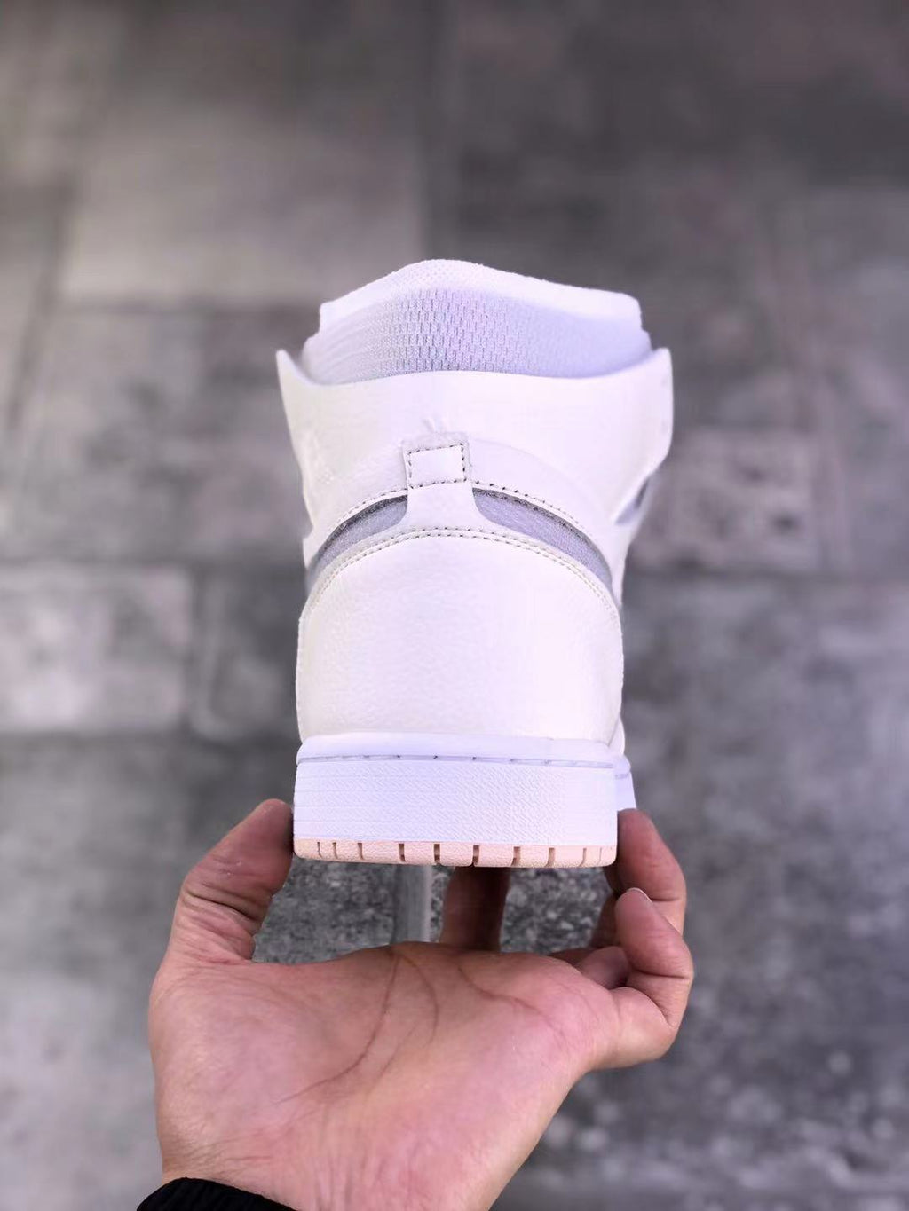Pearl White CT0979-107 Sneakers - Nike Air Jordan 1 High - product image from the listing.