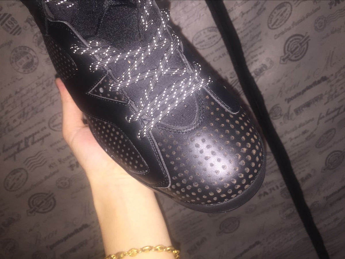 Jordan 6 Retro Black Cat High-Top Sneakers in Black and White - product image from the listing.