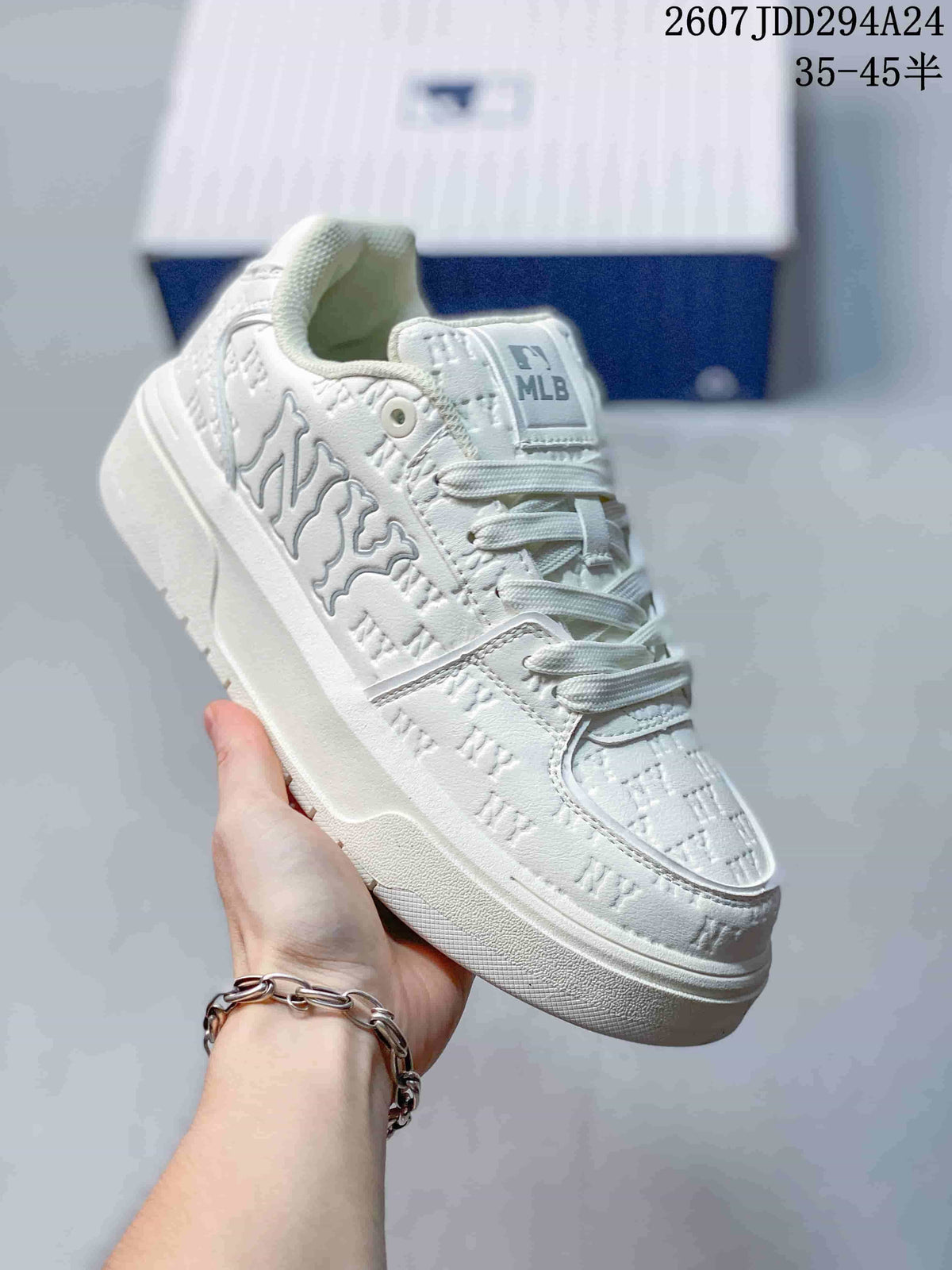MLB Chunky Liner MID Trainers White and Lavender - product image from the listing.