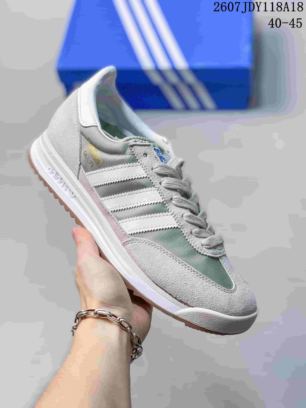 adidas SL 72 Retro Trainers, Multiple Colors, 2607 JDY118A18 - product image from the listing.
