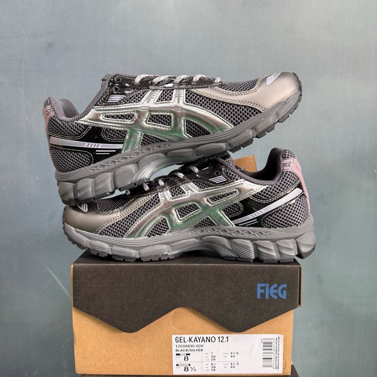 ASICS GEL-KAYANO 12.1 Sneakers in Black Silver 1203A930-020 - product image from the listing.