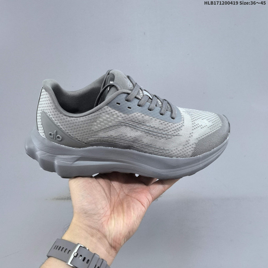 Alo Yoga Alo Runner Low-Top Sneakers for Running - product image from the listing.