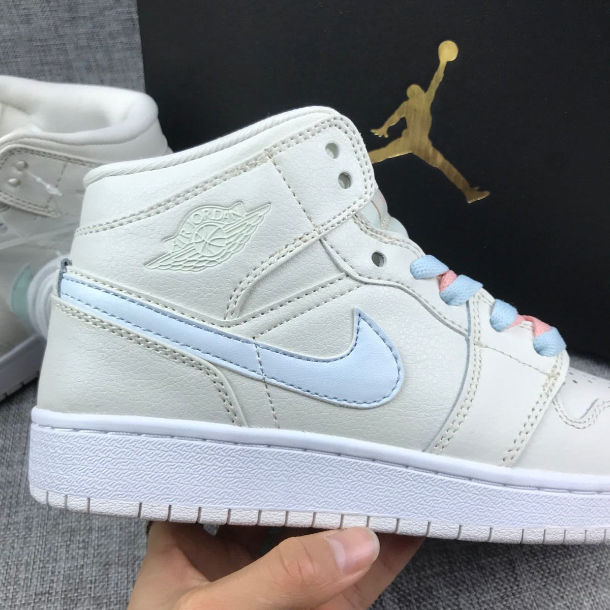 Air Jordan 1 High Pastel Multicolor Sneakers - product image from the listing.
