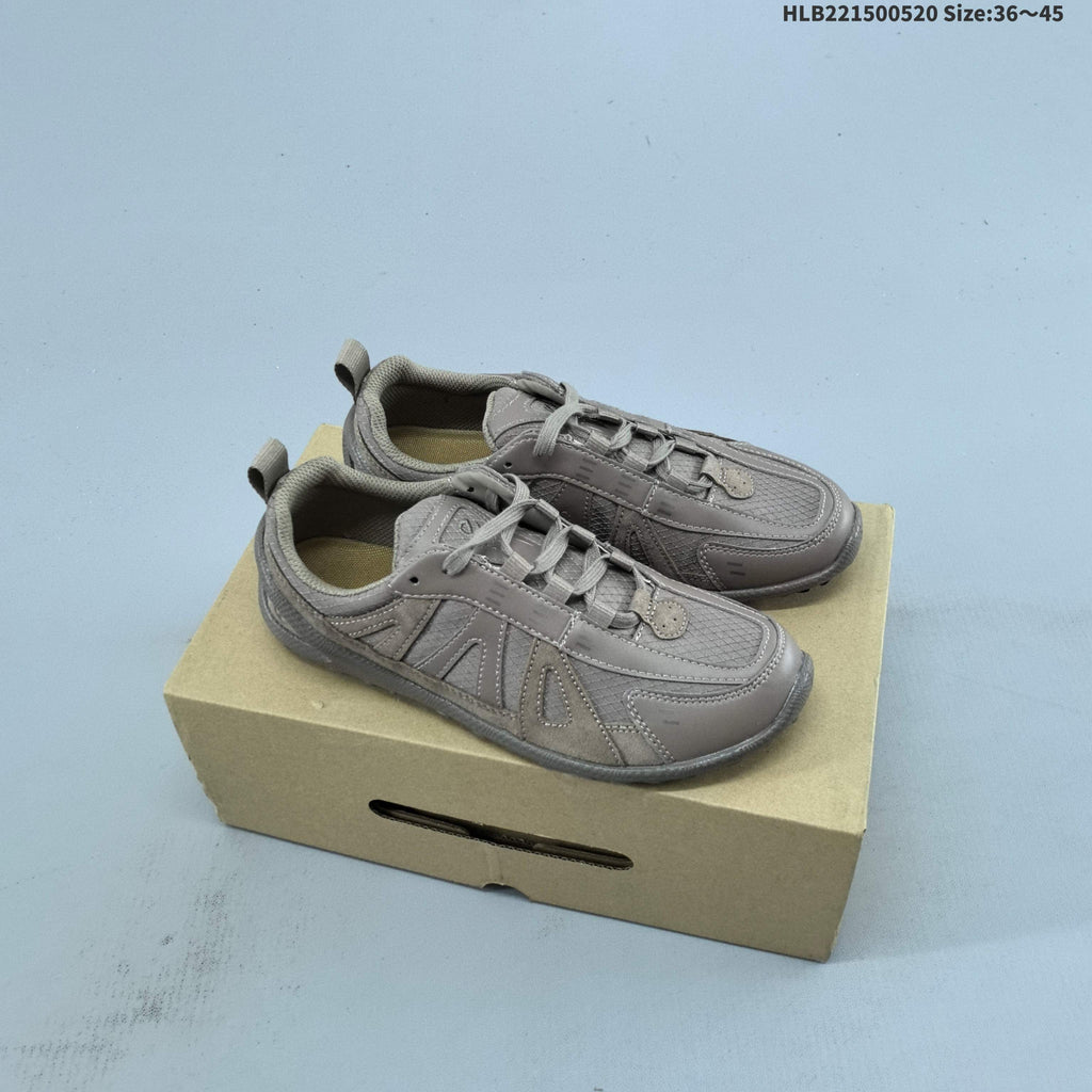 ECCO BIOM LITE W Low-Cut Casual Sneakers - product image from the listing.