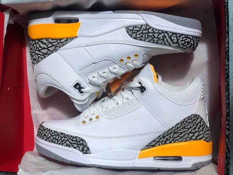 Sneakers White Orange Adult Style - Jordan 3 - product image from the listing.