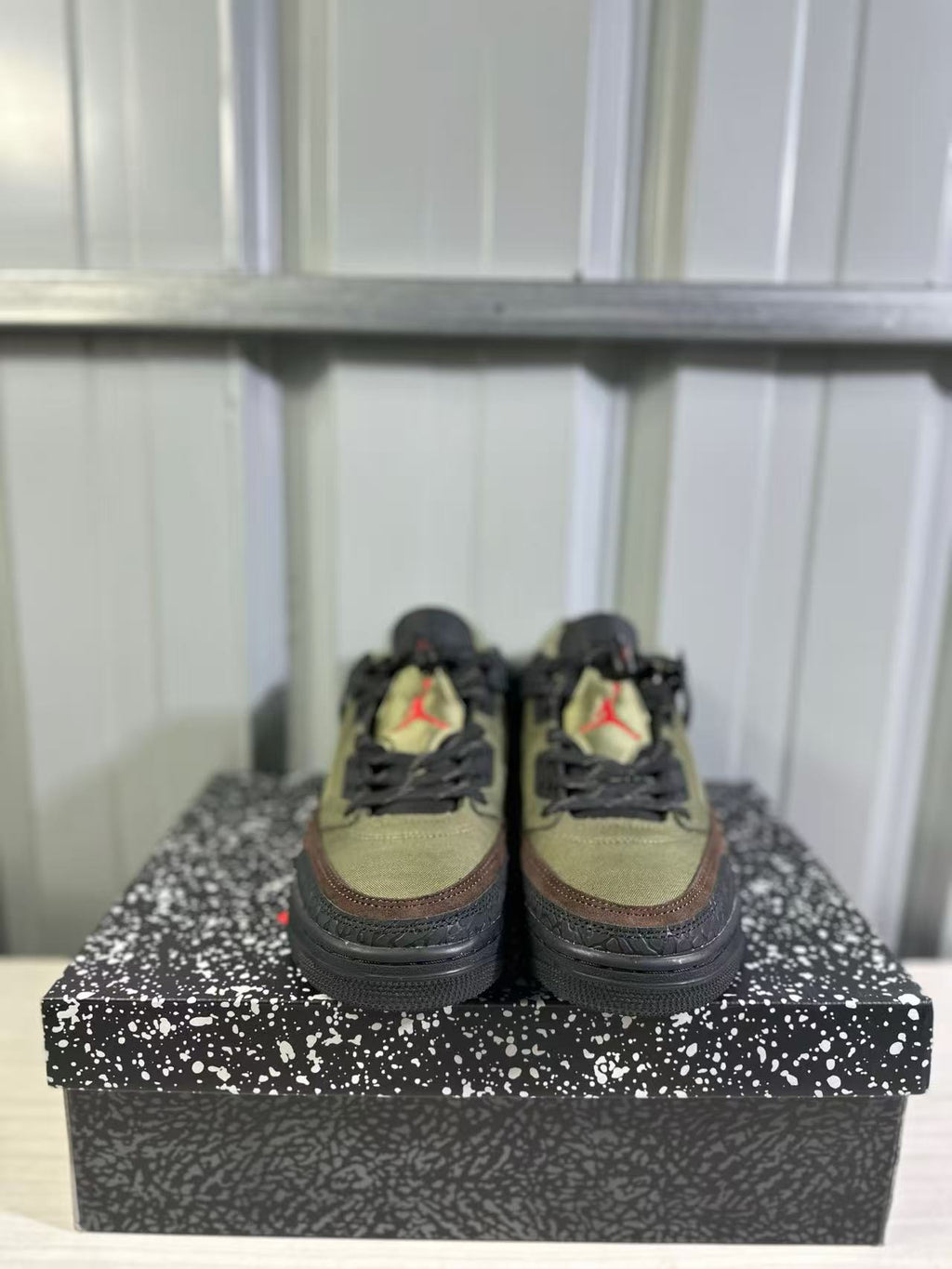 Jordan Spizike Low Trainers Green/Black IH1782-200 - product image from the listing.