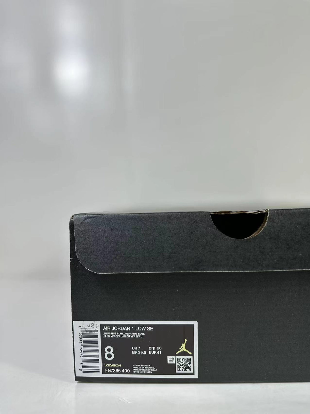 Air Jordan 1 Low SE Aquarius Blue FN7366-400 - product image from the listing.