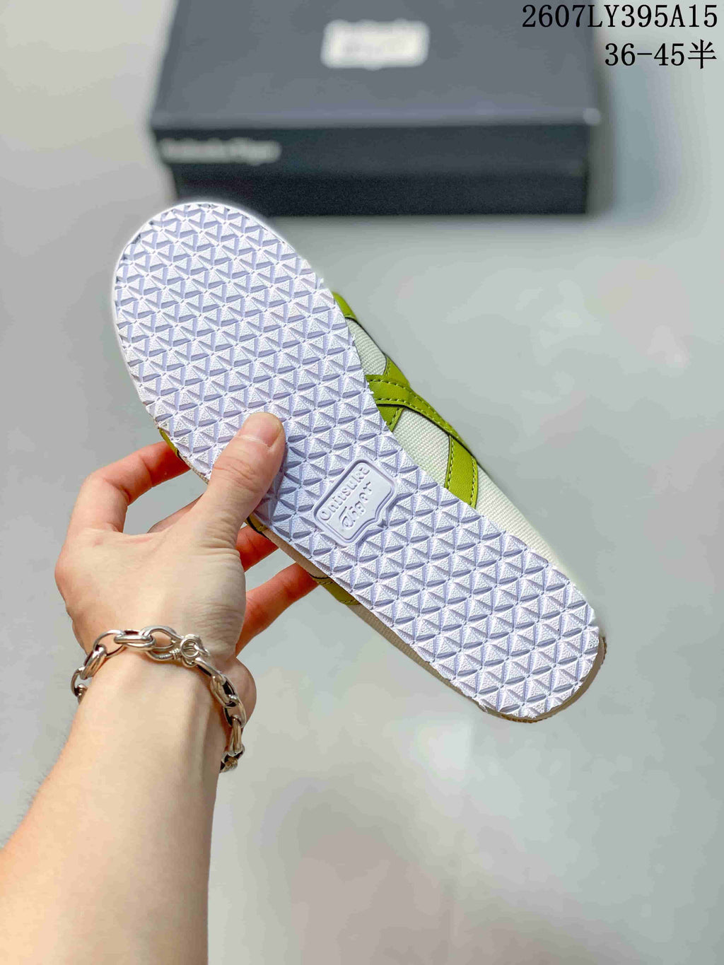 Onitsuka Tiger Mexico 66 Deluxe Sneakers in White Green - product image from the listing.