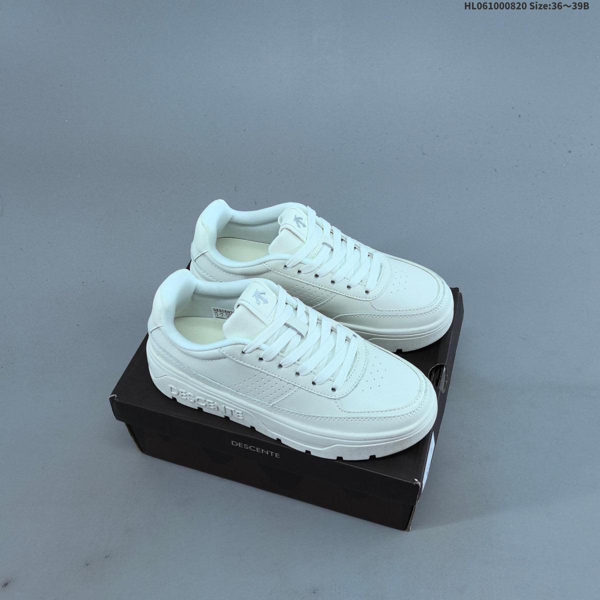 DESCENTE DUALIS DE BOARD Low-Cut Sneakers - product image from the listing.