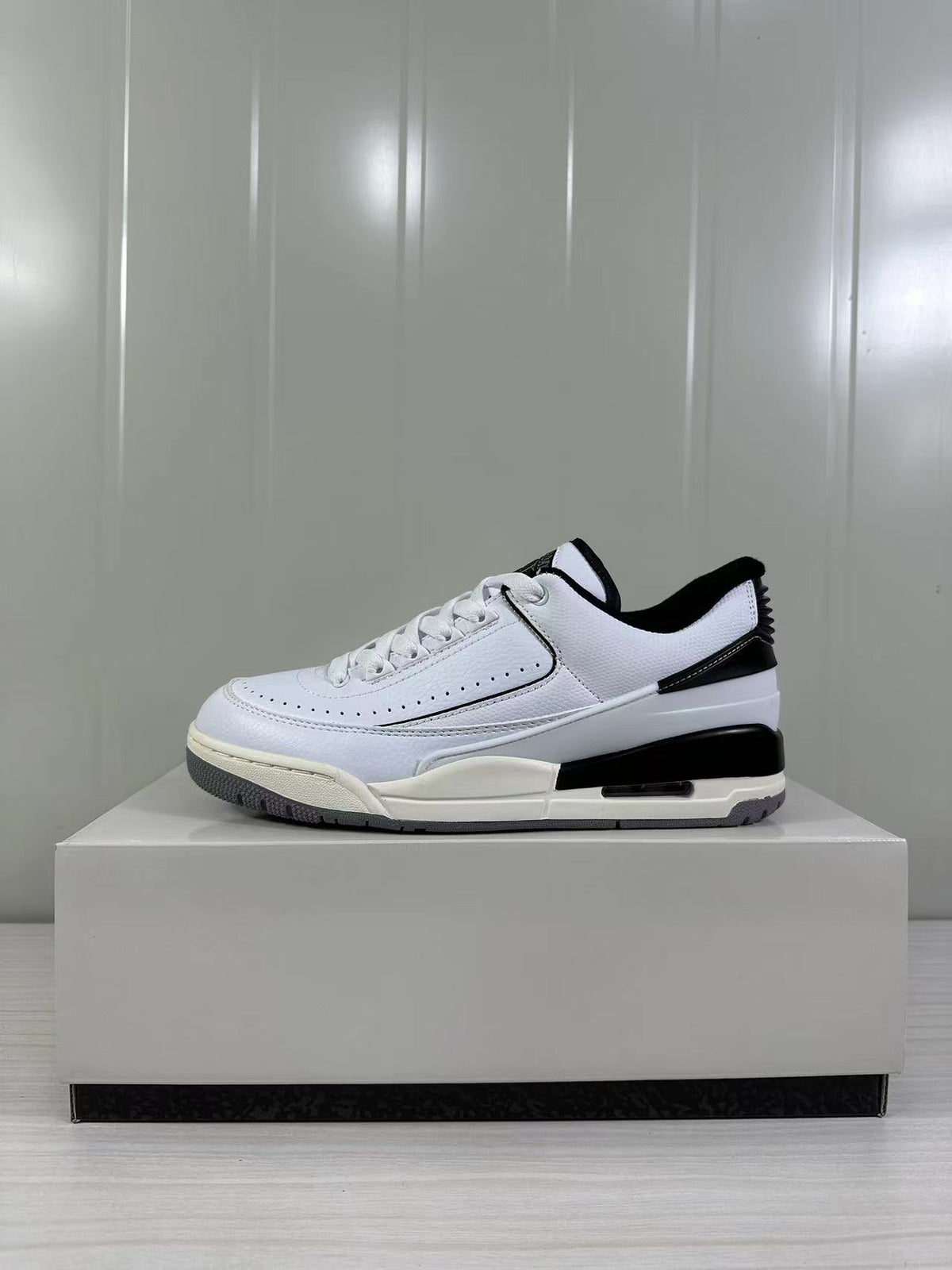 Air Jordan 2/3 Low Sneakers White Black FD0383-100 - product image from the listing.