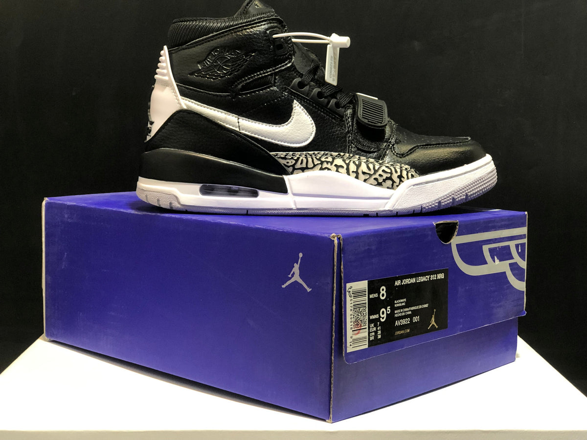 Air Jordan Legacy 312 Black/White Sneakers AV3922-001 - product image from the listing.