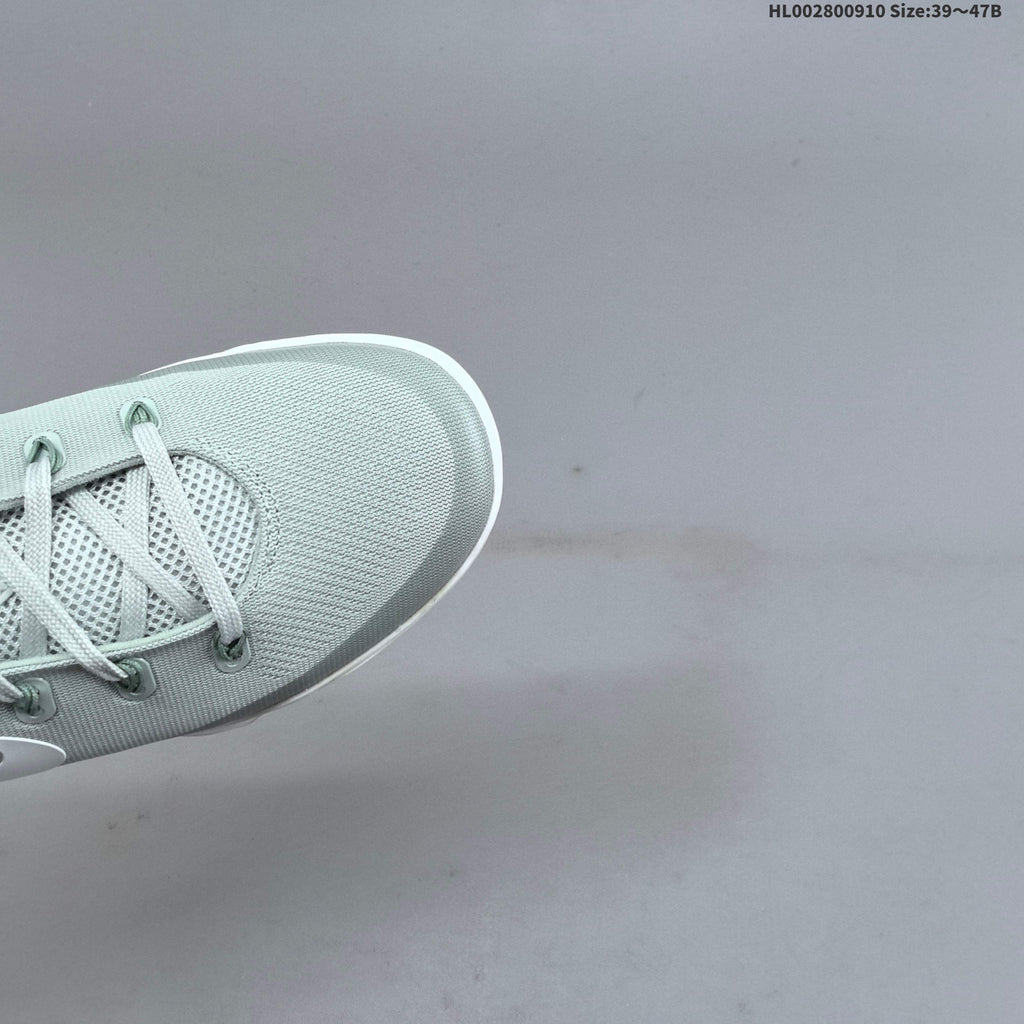 "Steam" Nike Kobe 9 Elite Low EM Basketball Shoes - product image from the listing.