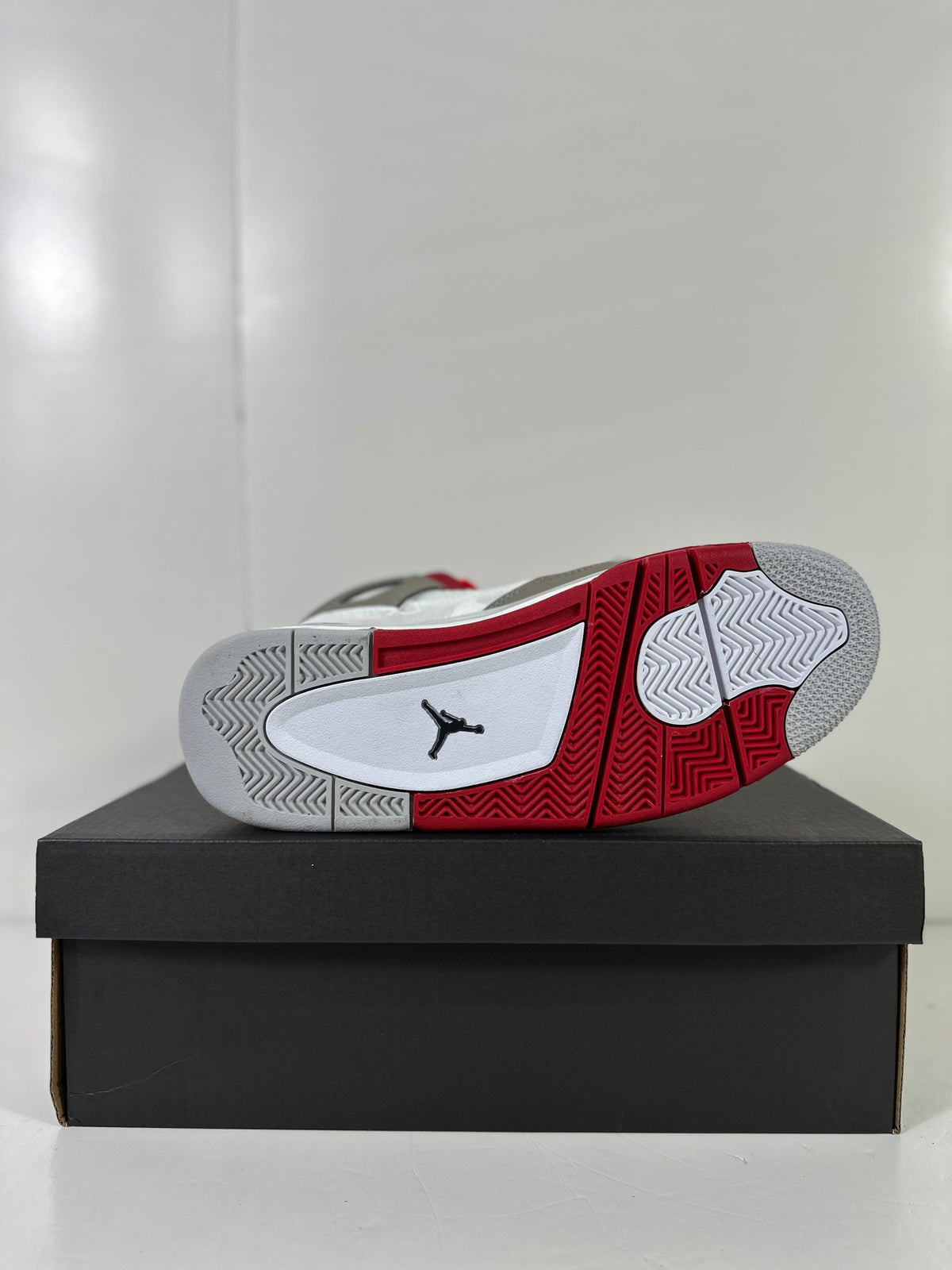 Jordan Dub Zero Basketball Sneakers in Red White Gray 311046-160 - product image from the listing.