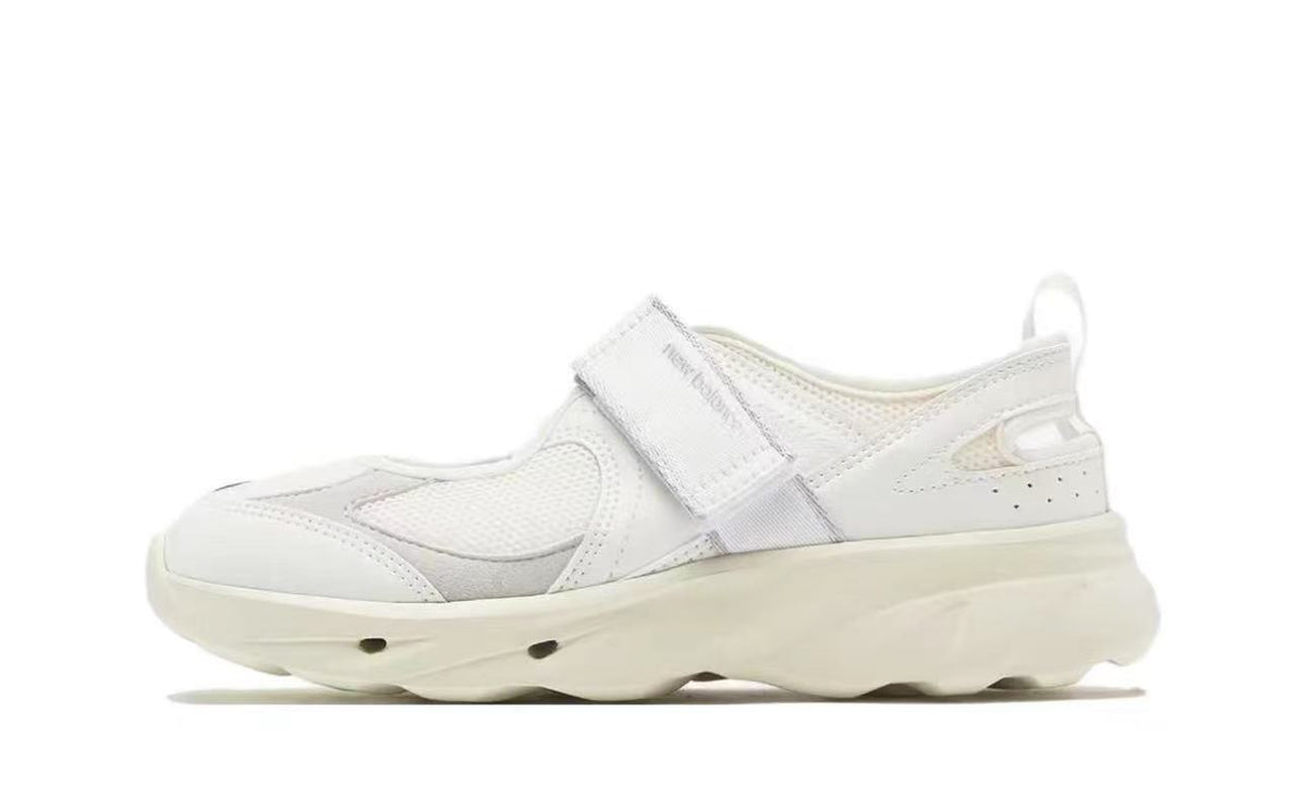 White Mesh Strap Trainers SD2202WH - product image from the listing.