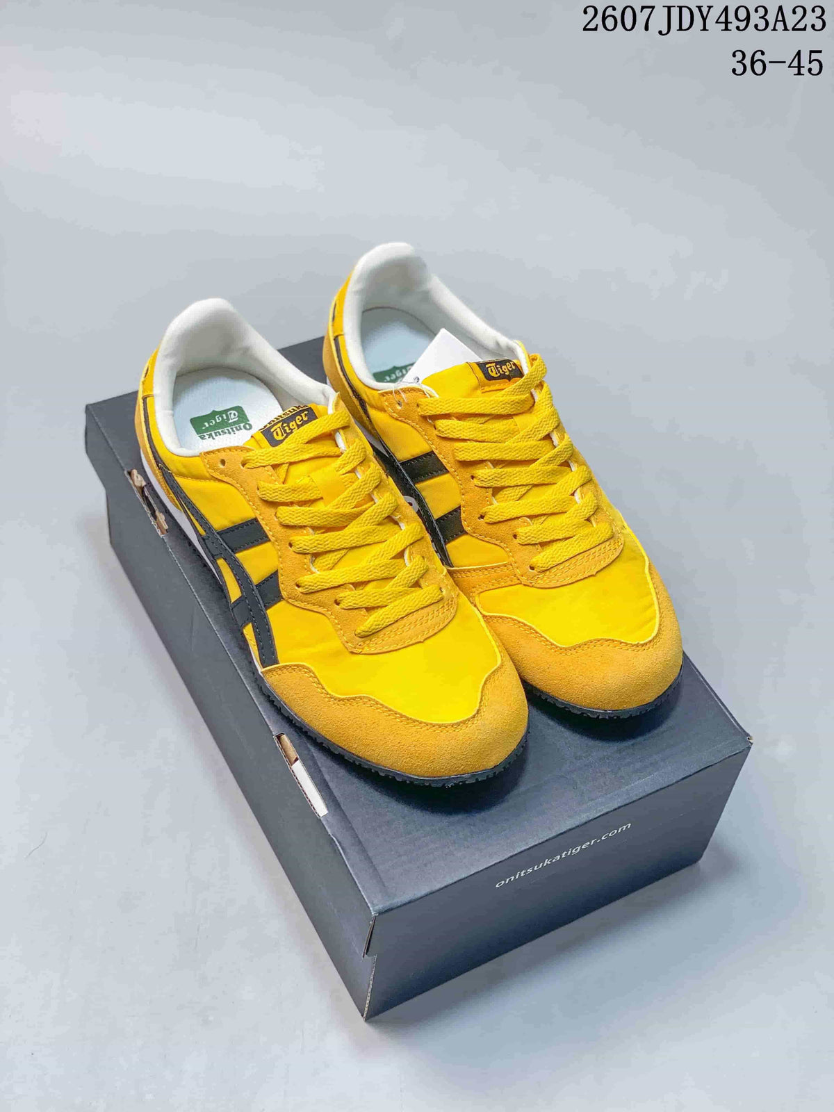 Onitsuka Tiger Serrano Unisex Trainers Style 2607JDY493A23 - product image from the listing.