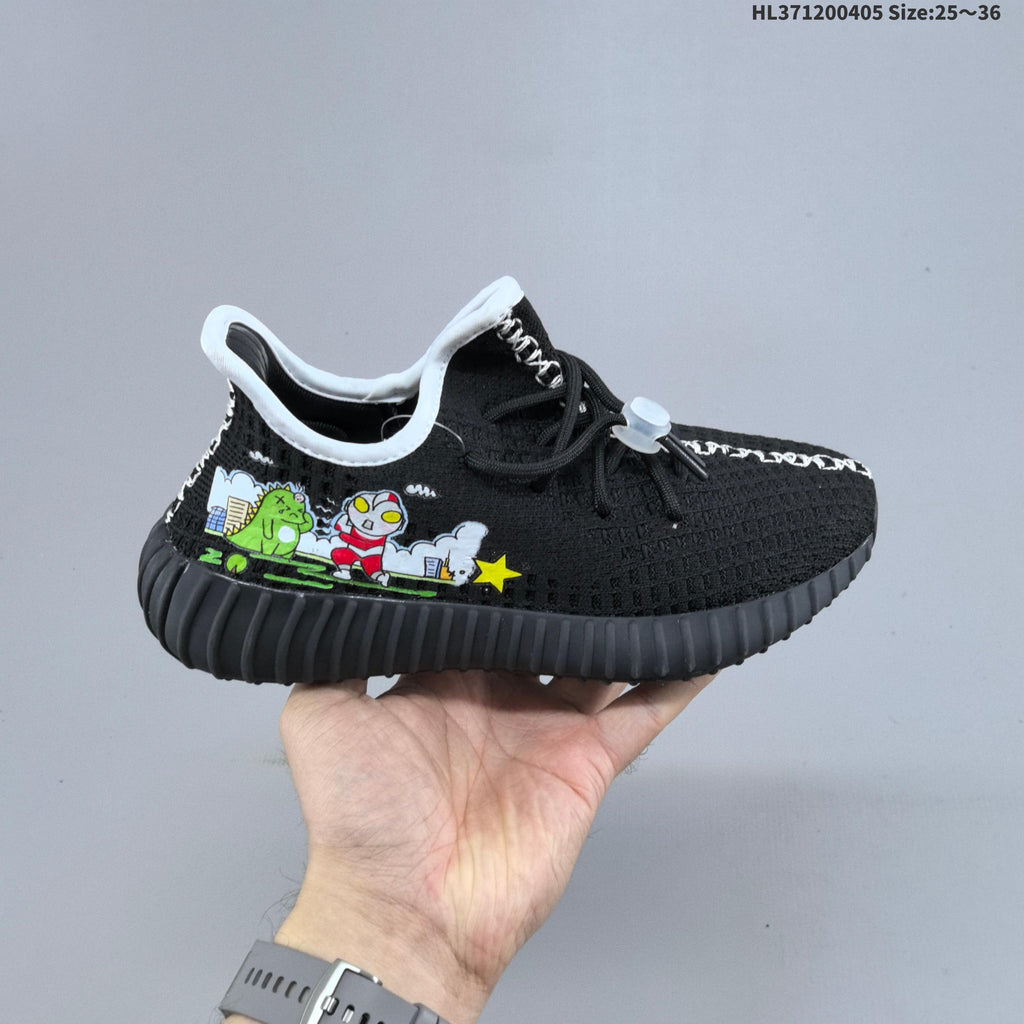 adidas Yeezy 350 V2 Kids Graphic Trainers - product image from the listing.