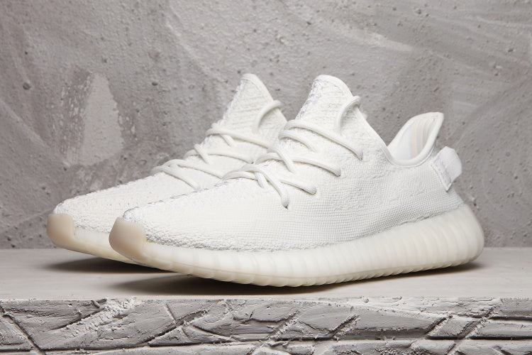 Yeezy 350 V2 Low-Top Sneakers in White Knit - product image from the listing.