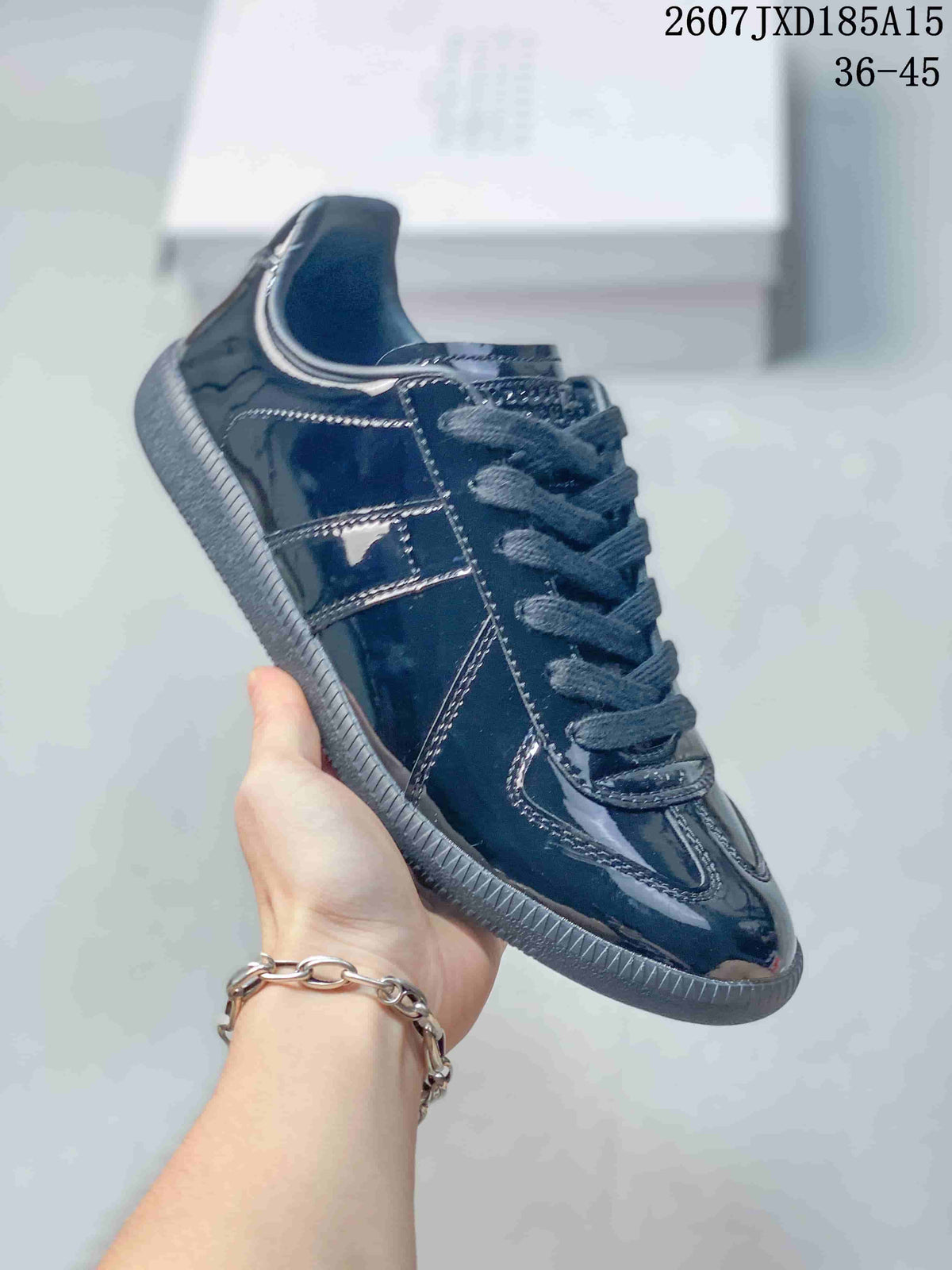 Maison Margiela S57WS0236 Replica Trainers in Multiple Colors - product image from the listing.